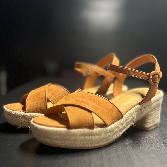J.Crew Platform Espadrille Heeled Sandals in Warm Chicory Suede Size 7.5 NWB - Picture 7 of 16